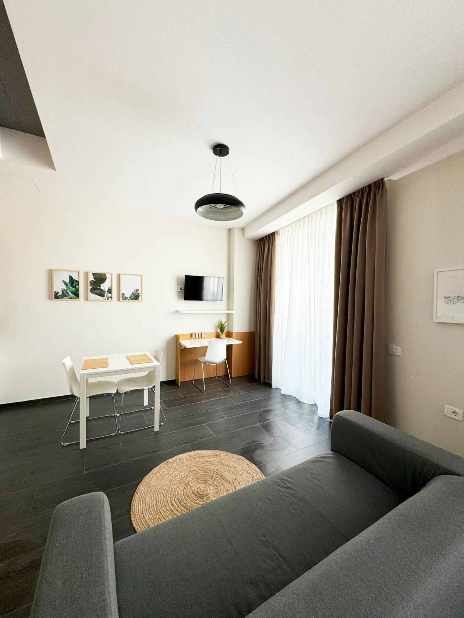 Magnet Residence Condo 1 Self Checkin 地拉那 外观 照片
