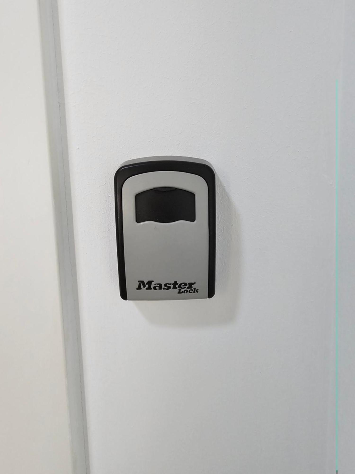 Magnet Residence Condo 1 Self Checkin 地拉那 外观 照片